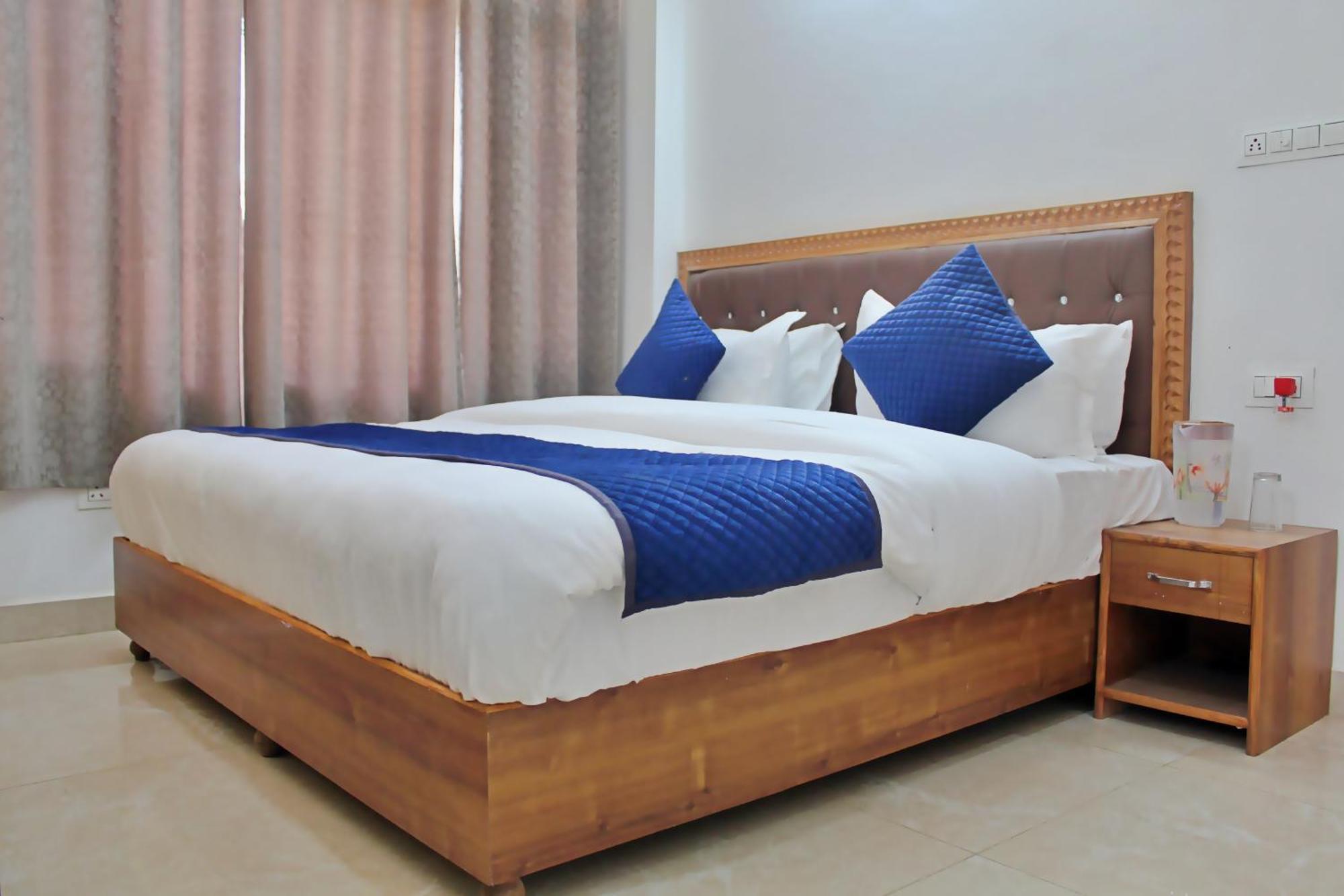 מנאלי The Richie Royal Inn מראה חיצוני תמונה